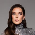 artist image Demet Akalın Aşkın Acamadığı Kapı Banane